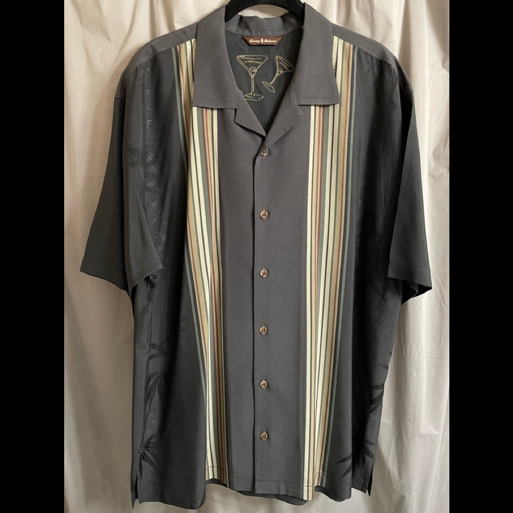Silk Tommy Bahama short sleeve. Absolutely cool as hell! 100% Silk. Very gd/cndt